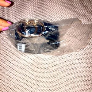 Black SHEIN belt